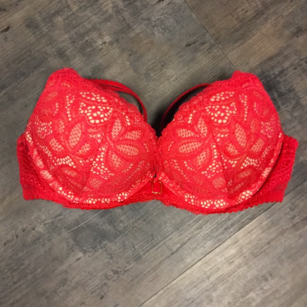 Victoria’s Secret Bombshell Bra